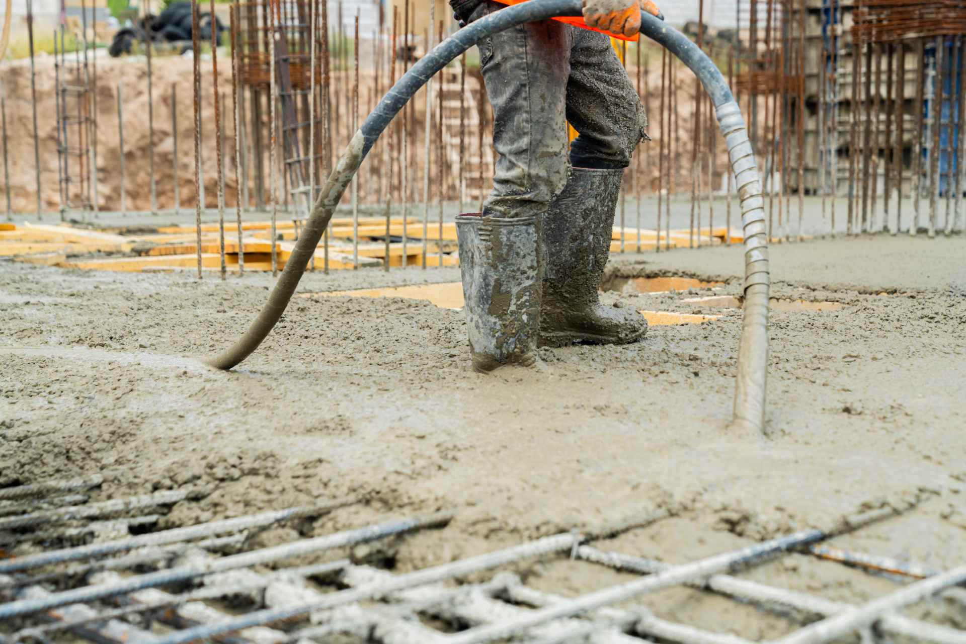 How Concrete Pumping Enhances Efficiency on the Job Site