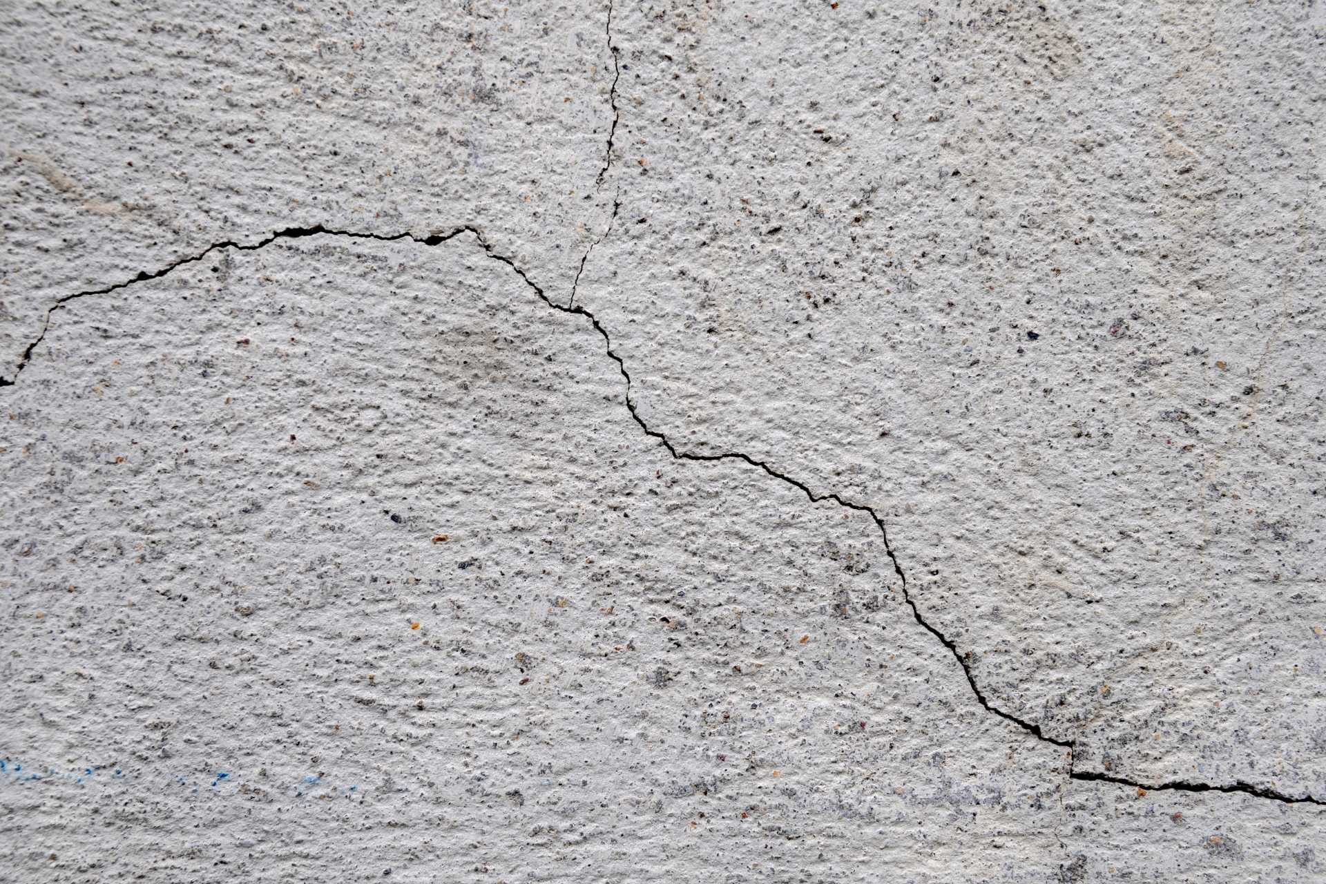Monitoring or Moving? When Hairline Cracks Signal It’s Time for Underpinning