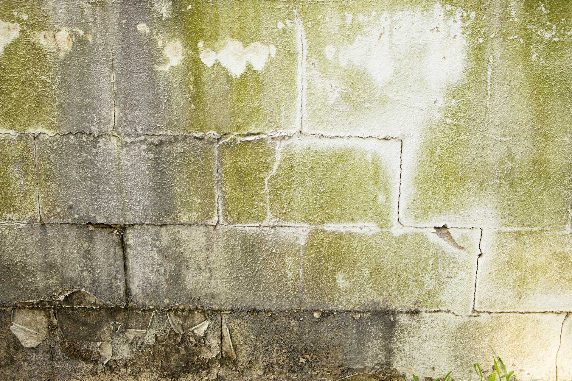 Foundation Fractures: Why Stair-Step Cracks Demand Structural Underpinning